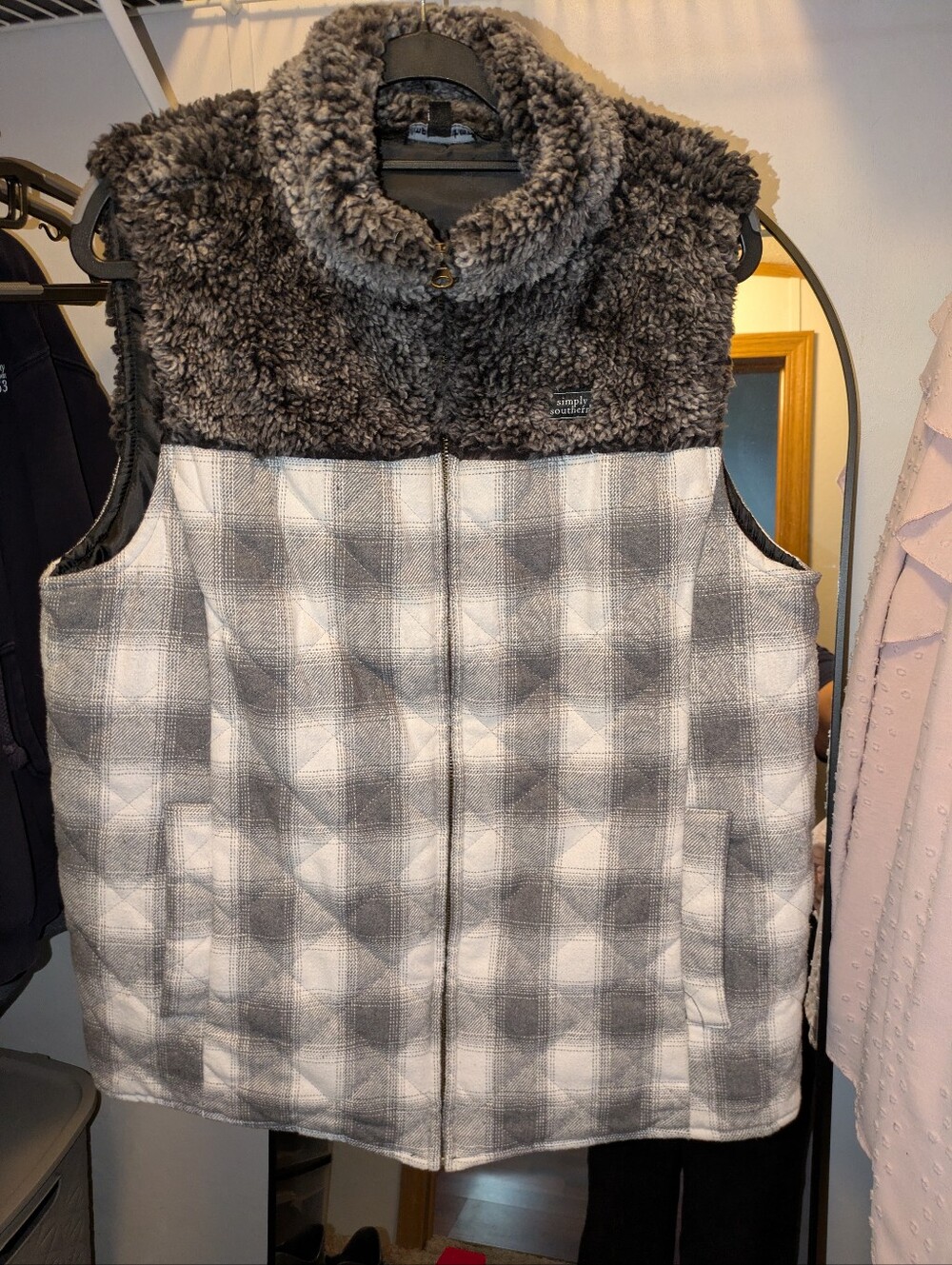 Simple Solutions WomansSherpa-Trim Grey Plaid Puffer Vest